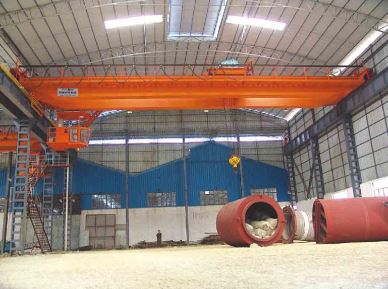 QD skladový mostný žeriav 55 ton