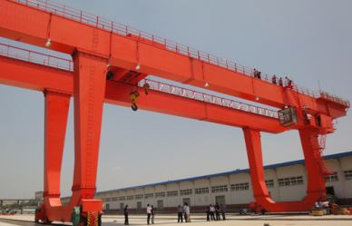 U modelu Heavy Duty portálový žeriav 100 Ton, 300 Ton, 500 Ton s háčikom